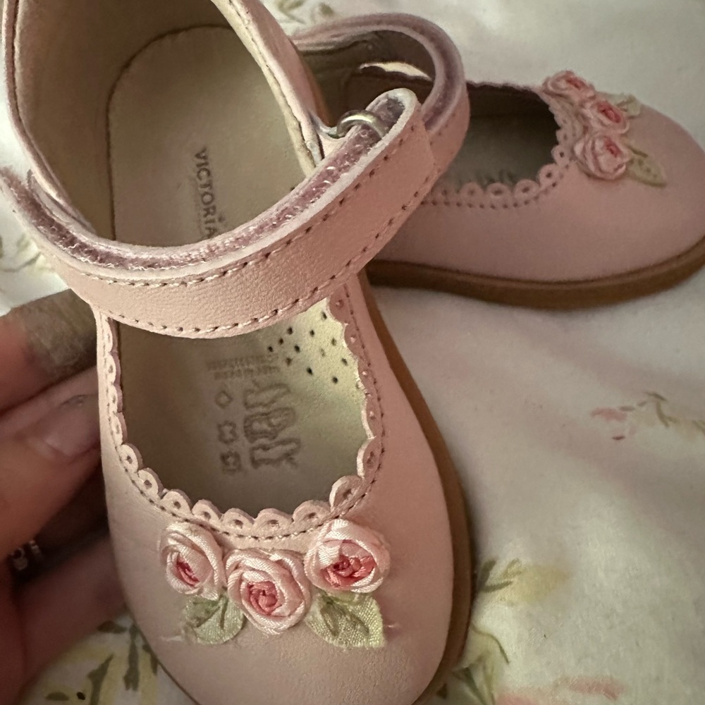 Victoria Kids Shoes Mary Jane Pink Italian Soft Leather Various sizes New in Box